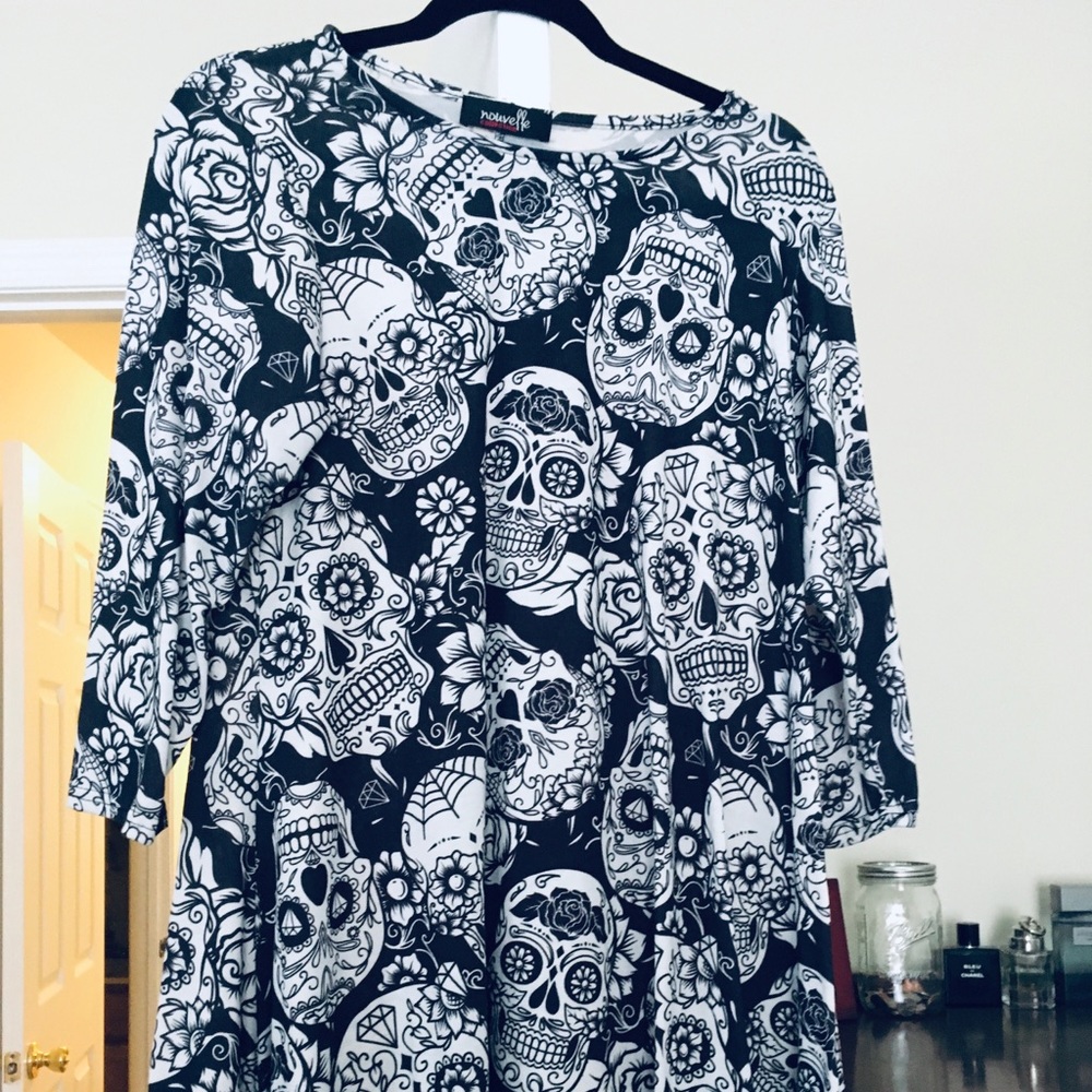 Plus size skull tunic